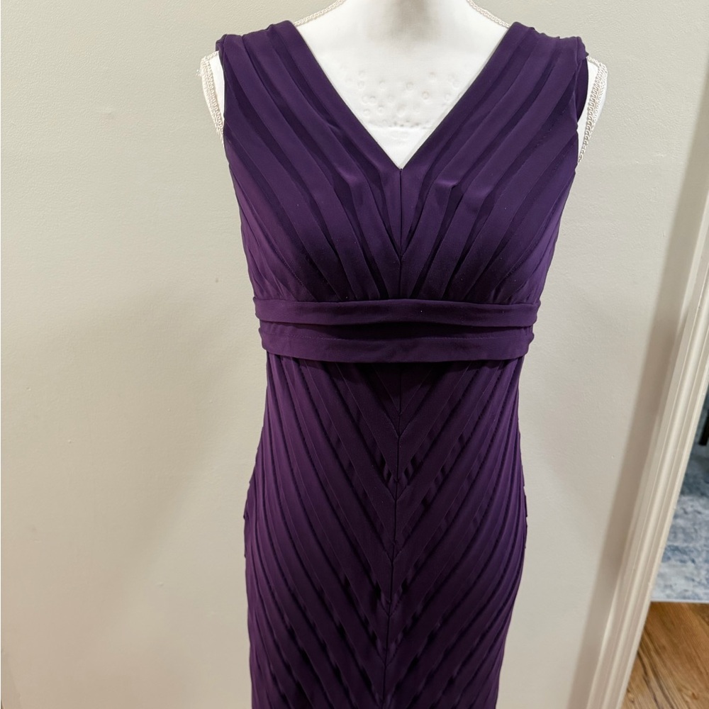 Elegant Purple V-Neck Pleated Women's Dress